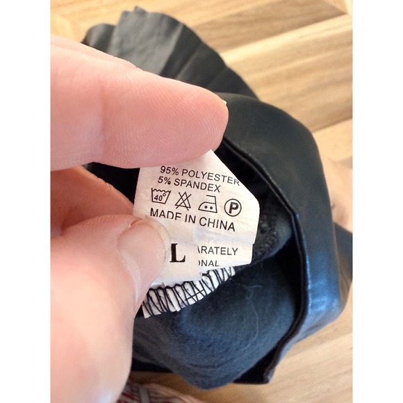 Y2K Black Faux Leather Ruffle Skirt Mini Flirty Flounce Skater Skirt Moto Grunge - Picture 4 of 5